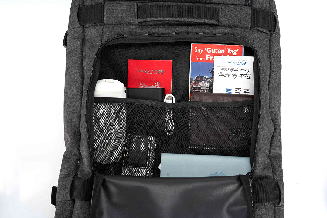 Tracker roller weekend bag